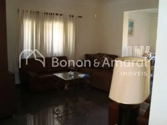Imagem Casa de Condomínio com 554 m² e 4 Quartos