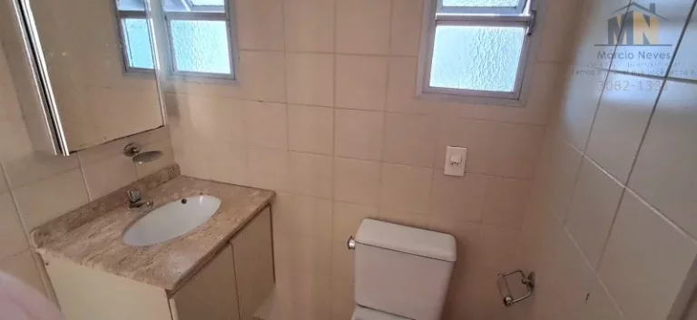 Imagem Locação apto com 2 vagas, 2 dmts 3 banheiros otima localização uma quadra da Paulista