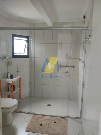 Imagem Cobertura Triplex com Piscina Privativa na Enseada. Permuta por Casa Santos