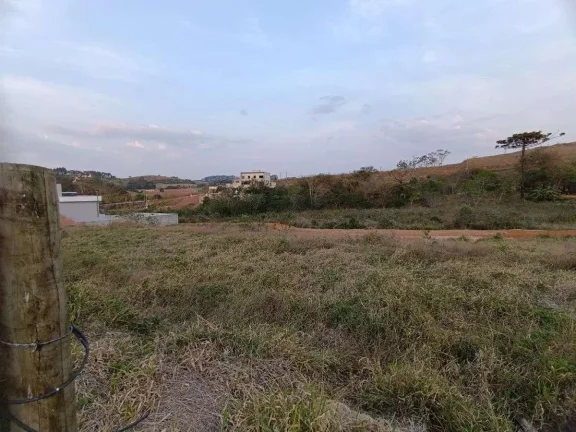 Imagem Construa em Grande Estilo: Lote de 500m2 em Condomínio Fechado