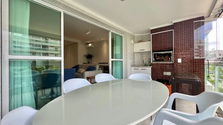 Imagem Imperdível! Apartamento à venda em Riviera de São Lourenço Módulo 07: 3 quartos, 1 suíte, 2 salas, 2 vagas, 113,25m² de área. Varanda gourmet!