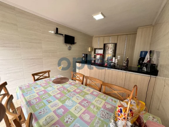 Imagem CASA COM 270,00 M², BAIRRO SANTO ANTONIO, 03 DORMITÓRIOS SENDO 01 SUITE -SÃO CAETANO DO SUL.