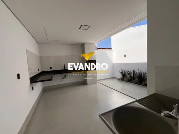 Imagem Casa em Condomínio para Venda em Cuiabá / MT no bairro Jardim Imperial