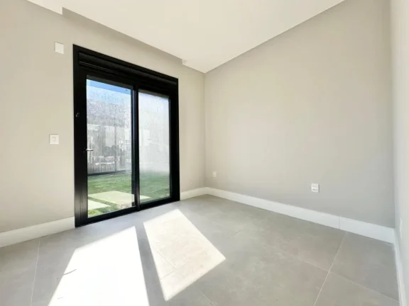 Imagem Casa em Condominio 4 Dormitórios - Bairro xangri-la