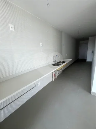 Imagem Cobertura à venda com 3 quartos, sendo 3 suítes, no condomínio Clari Pinheiros, São Paulo - SP