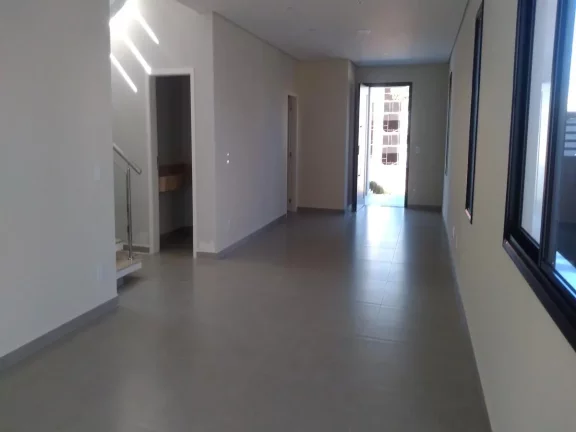 Imagem Sobrado Condomínio Ibi Aram II