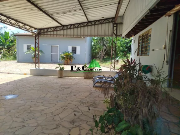 Imagem Chácara para Venda em Limeira, Bairro dos Pires, 4 dormitórios, 2 suítes, 3 banheiros, 2 vagas