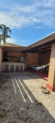Imagem Casa a venda na Praia da Lagoinha Apenas 450 metros da Praia !!!