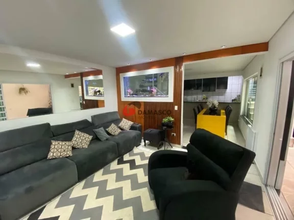 Imagem Sobrado à venda 2 Quartos, 1 Suite, 2 Vagas, 187M², Campestre, Santo André - SP
