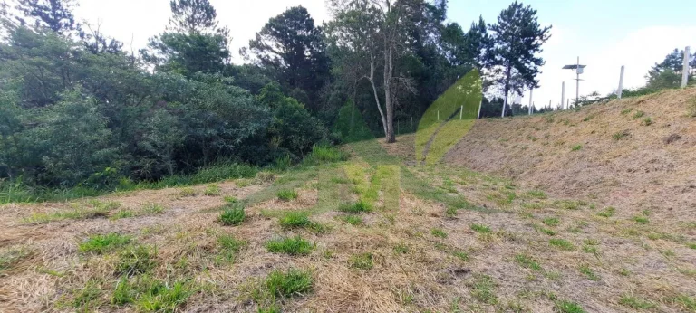 Imagem Terreno À Venda em Condomínio cercado pela Natureza com 3203m²