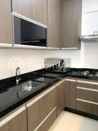 Imagem Localizada no bairro Mansões Santo Antônio, esta cobertura duplex encanta pela localização estra...