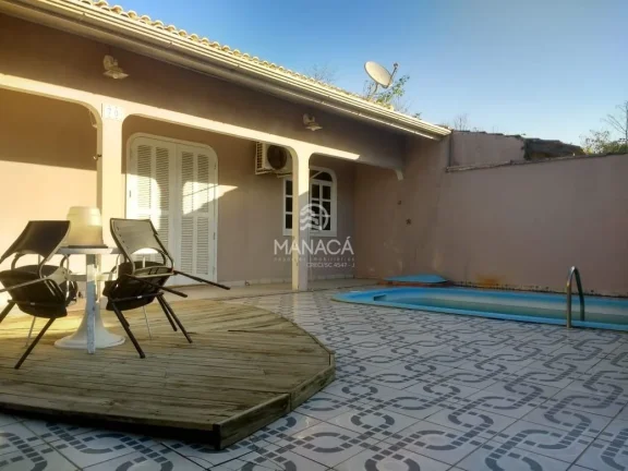 Imagem Casa com 4 dormitórios sendo 1 suite para Venda, 380 m² - Tabuleiro - Barra Velha/SC