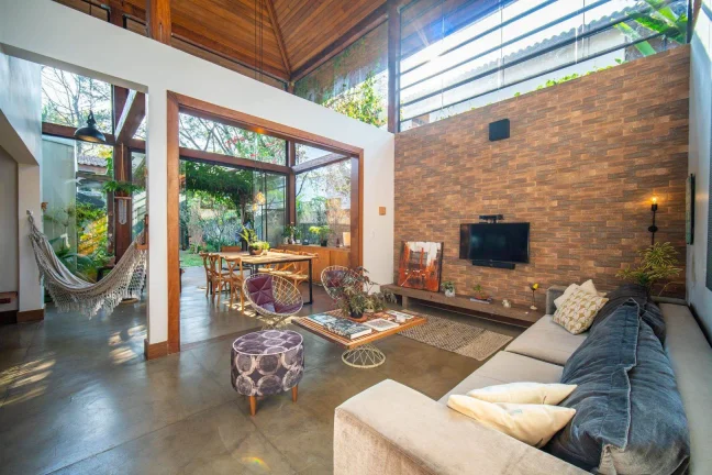 Imagem Casa 2 quartos à venda, 175 m² por R$ 1.395.000 - Granja Viana - Fazendinha - Km 23 - Carapicuíba/SP