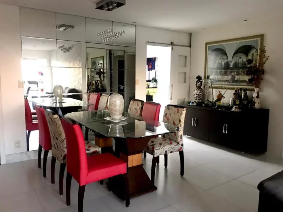 Imagem Apartamento à Venda no Condomínio Edifício Rembrandt - 143m², 3 Quartos, Mobiliado!