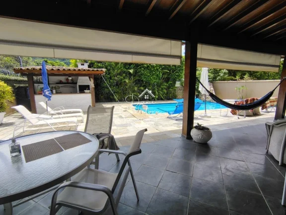 Imagem Excelente casa no Condomínio Granville, Enseada, Guarujá-SP: 4 quartos, 2 suítes, 4 salas, 4 banheiros, 4 vagas e 390,11 m²!