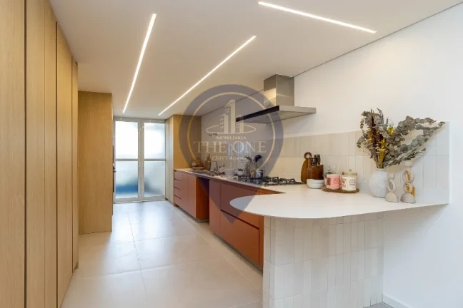 Imagem Apartamento de luxo no Jardim Paulista: 3 quartos, 3 suítes, 2 salas, 2 banheiros, 1 vaga, 141,32 m² - São Paulo-SP.