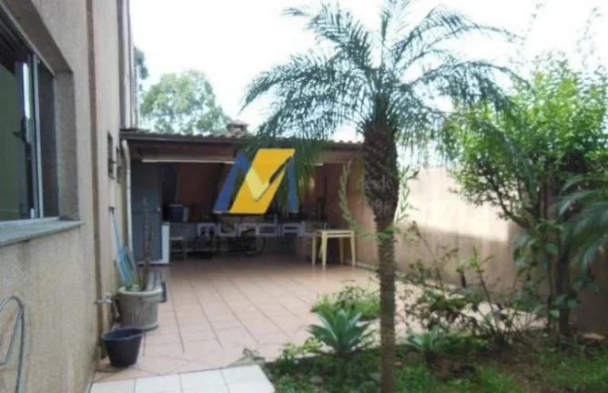 Imagem Vendo Galpão em SBC, Vila Lusitania
