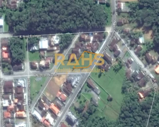 Imagem Ótimo terreno de esquina no centro de Pirabeiraba Terreno a venda em ótima localização. Excelent...