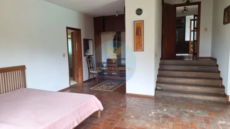 Imagem Casa em Condomínio a Venda no bairro Granja Viana - Carapicuíba, SP