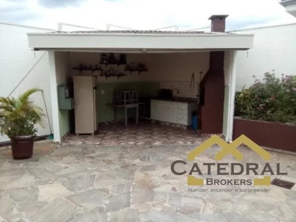 Imagem Sobrado com 3 dormitórios à venda por R$1.200.000,00 em Jundiaí/SP