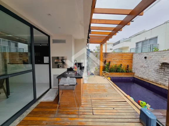 Imagem Casa de 4 quartos ( 3 suítes). Condomínio Enjoy, Recreio dos Bandeirantes