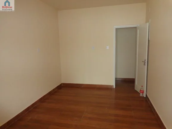 Imagem Casa com 3 dormitórios à venda, 200 m² por R$ 1.000.000,00 - Vila de Furnas - Itumbiara/GO