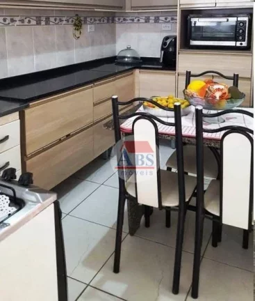 Imagem Sobrado com 2 dormitórios à venda, 64 m² por R$ 180.000,00 - Parque São Vicente - São Vicente/SP