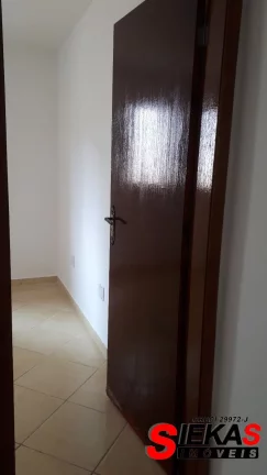 Imagem Aluguel de Casa na Vila Ré, São Paulo-SP: 2 Quartos, 1 Sala, 1 Banheiro e 1 Vaga de Garagem - 70,00 m² de Área