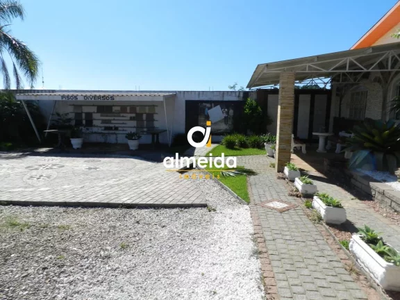 Imagem Empresa a venda com terreno de 30 x 106 de frente para Faixa Velha