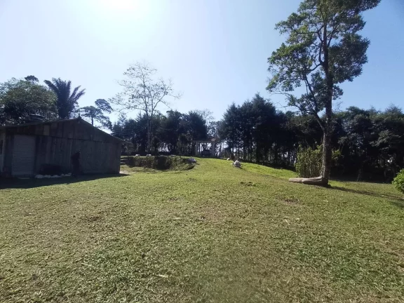 CHÁCARA LOCALIZADA NO BAIRRO RIO BONITO - TAPIRAÍ - SP