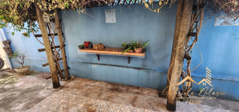 Imagem Linda Casa no centro de Mogi Mirim com 4 dormitórios