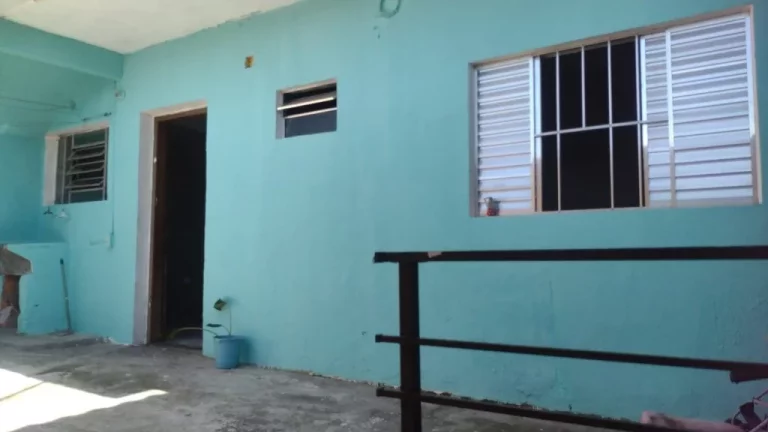 Imagem Comprar casa com 7 quartos em Diadema SP