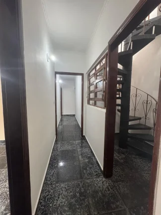 Imagem Casa 7 Dormitórios à Venda com Possibilidade de Permuta ? Balneário Oásis, Peruíbe
