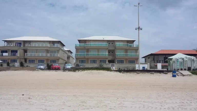 APARTAMENTO RESIDENCIAL em Cabo Frio - RJ, Peró