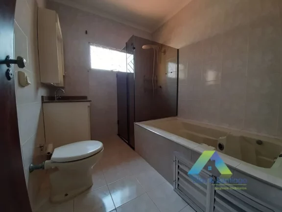 Imagem SANTO ANDRÉ LINDO SOBRADO 236 metros, 3 suítes, 3 vagas, espaço gourmet, edícula ótima localização e valor !!