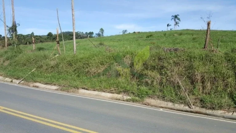 Imagem Belíssima Área com 8 Alqueires em Piracaia – Oportunidade para Investidores