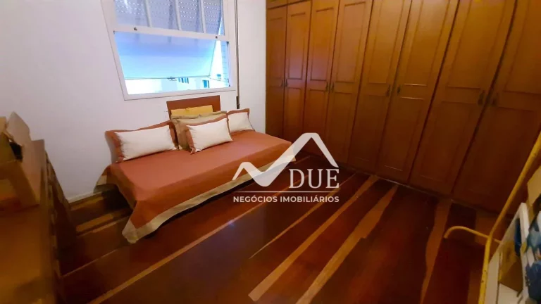Imagem Apartamento com 3 dormitórios à venda, 149 m² por R$ 850.000,00 - Ponta da Praia - Santos/SP