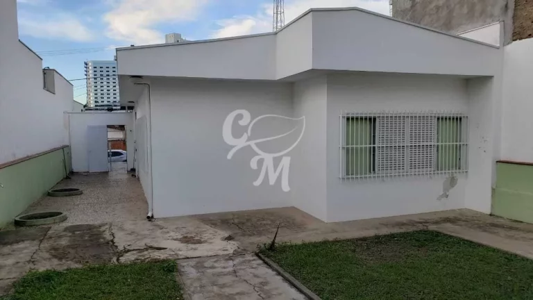 Imagem Casa em área Residencial e Comercial - 340m²