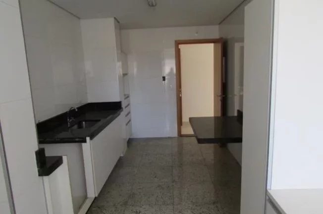 Imagem Apartamento - Área Útil: 108,78 m² , com 03 dormitórios, sendo 01 suíte, todos com armário emb...