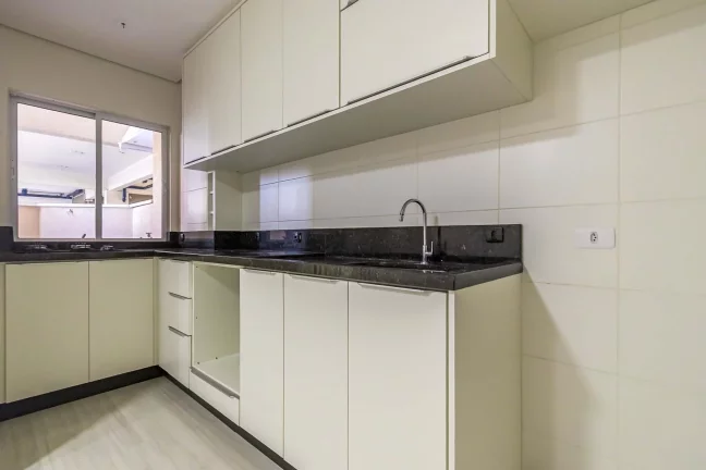 Imagem Apartamento de 2 quartos no bairro Capão Raso