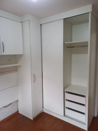 Imagem Apartamento com 2 dormitórios à venda, 49 m² por R$ 247.000 - Vila Luzita - Santo André/SP