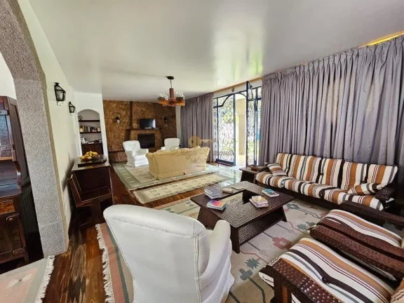 Imagem Casa para Venda em Teresópolis / RJ no bairro Comary