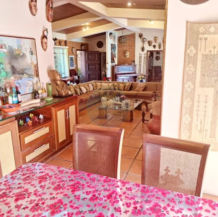 Imagem Casa Térrea na Granja Viana