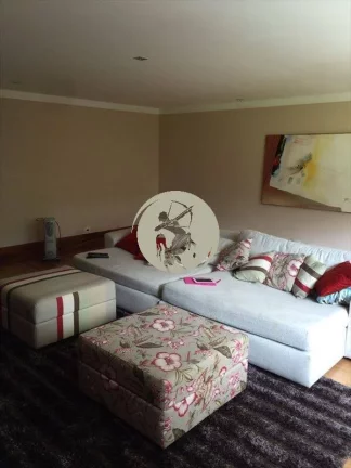 Imagem VENDO OU TROCO POR IMÓVEL EM EUROPA OU EUA MARAVILHOSA CASA A VENDA EM CAMPOS DO JORDÃO LOCALIZADA...