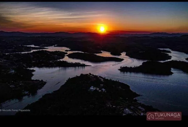 Imagem Chácara Alto Padrão - Condomínio - Igaratá - SP