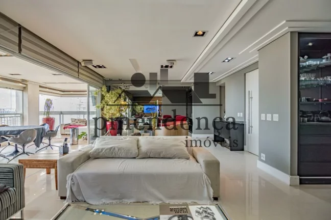 Imagem Apartamento na Vila Romana com, 4 dormitórios (3 suítes) e 3 vagas.