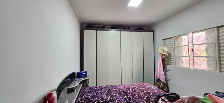 Imagem Casa tipo para venda em Jardim Aeroporto III com 2 quartos, 135m2