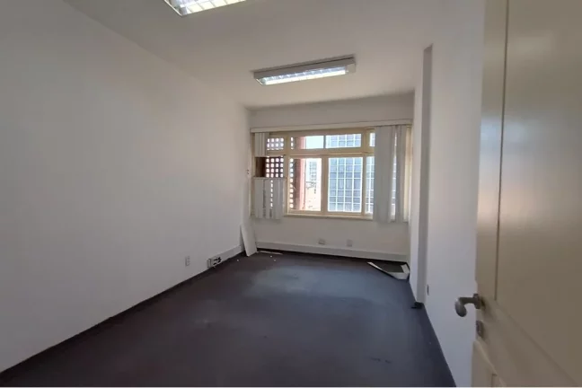 Imagem Locação salas 1903 e 1904 conjugadas 275m2 Av Rio Branco Centro