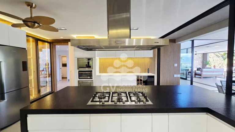 Imagem Casa com 6 quartos à venda, por R$ 11.500.000 - Condomínio Ponta das Toninhas - Ubatuba/SP