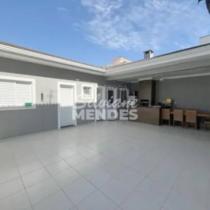 Imagem Maravilhoso Sobrado com 248 m² com 4 dorms no Cond. Jardim Portugal